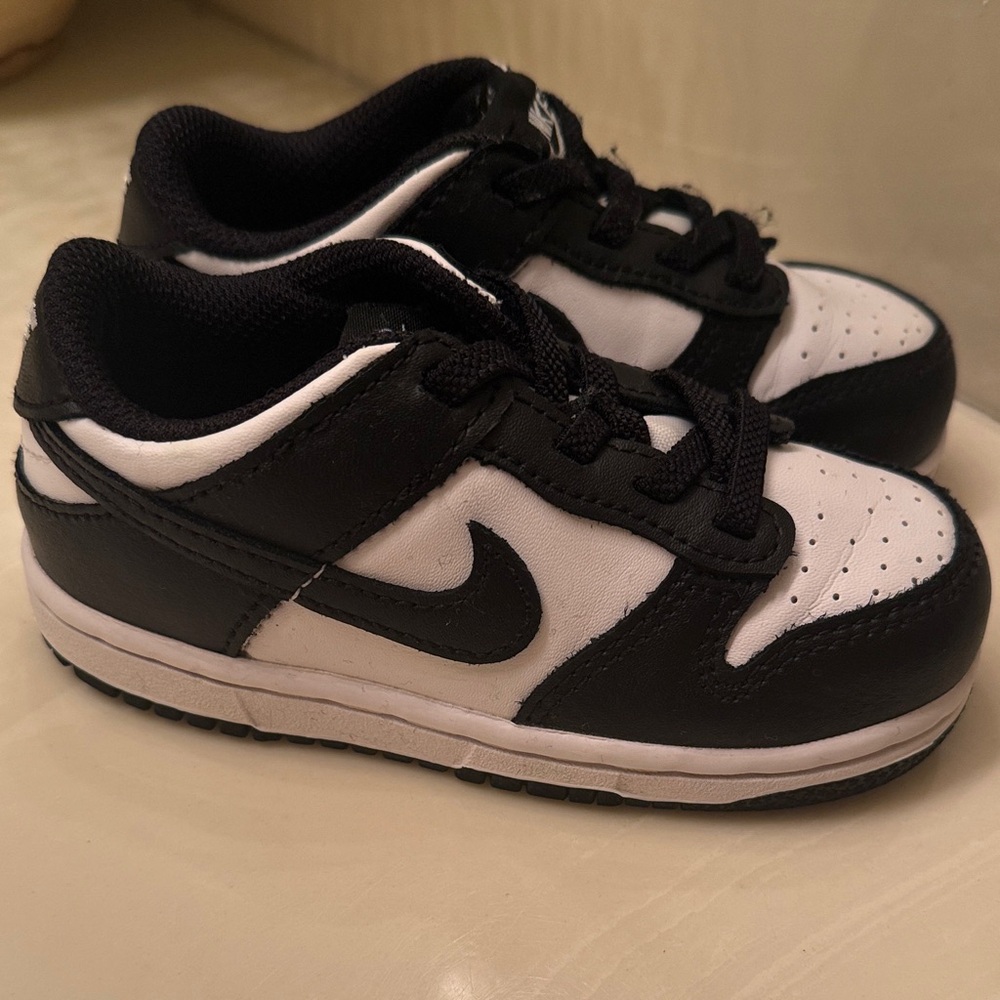 Nike Kids Black and White Sneakers
